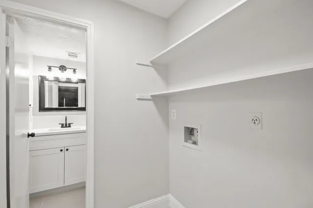 $1,750 | 16602 Capewood Drive, Humble, TX 77396