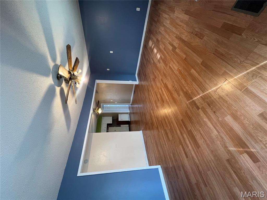 404 Moore Street Dexter, MO 63841 - Photo 3 of 15