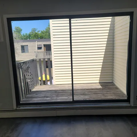 $80,000 | 7354 72nd Lane North, Unit 324, Brooklyn Park, MN 55428