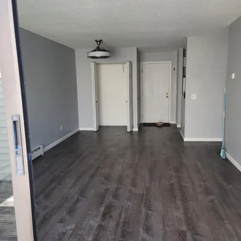 $80,000 | 7354 72nd Lane North, Unit 324, Brooklyn Park, MN 55428