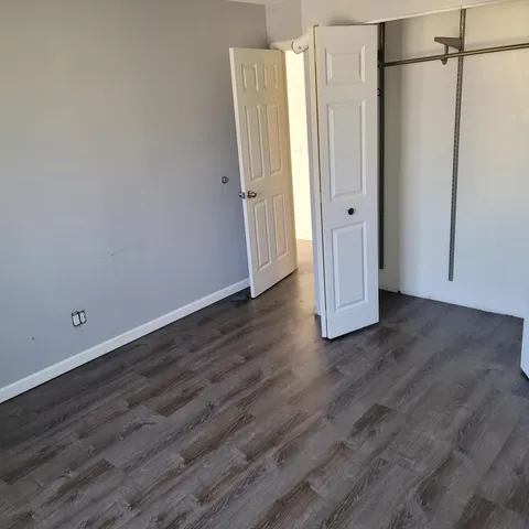 $80,000 | 7354 72nd Lane North, Unit 324, Brooklyn Park, MN 55428