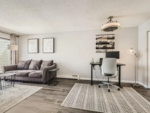 $80,000 | 7354 72nd Lane North, Unit 324, Brooklyn Park, MN 55428