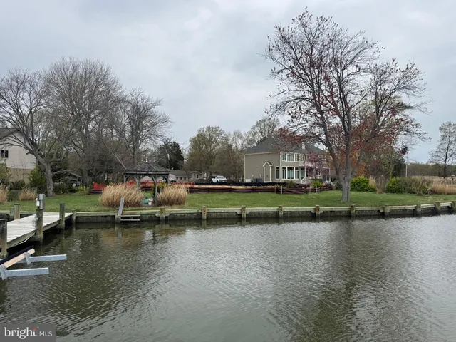 $1,500,000 | 3887 Cotter Drive, Edgewater, MD 21037