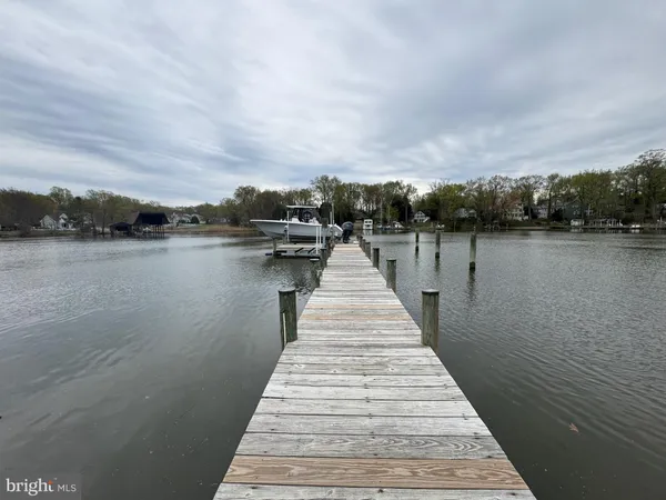 $1,350,000 | 3887 Cotter Drive, Edgewater, MD 21037