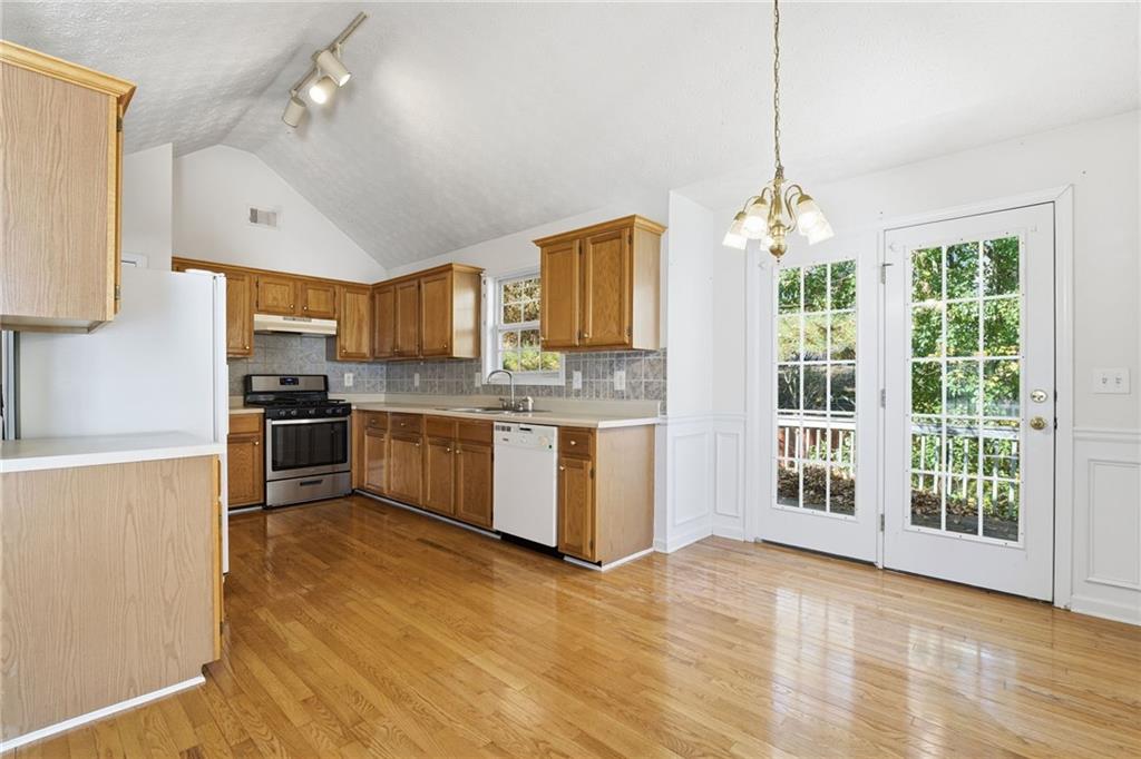 254 Hillcrest Ridge Canton, GA 30115 - Photo 6 of 32