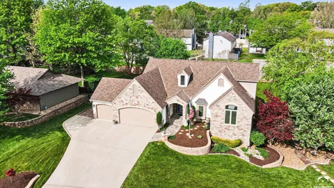$765,000 | 527 Canyon Drive, Lawrence, KS 66049