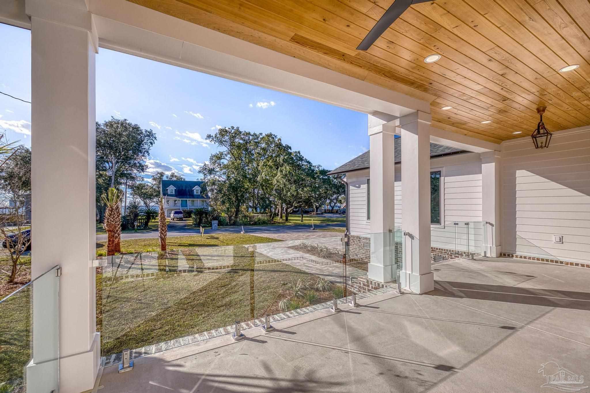 3202 Bay Street Gulf Breeze, FL 32563 - Photo 12 of 72