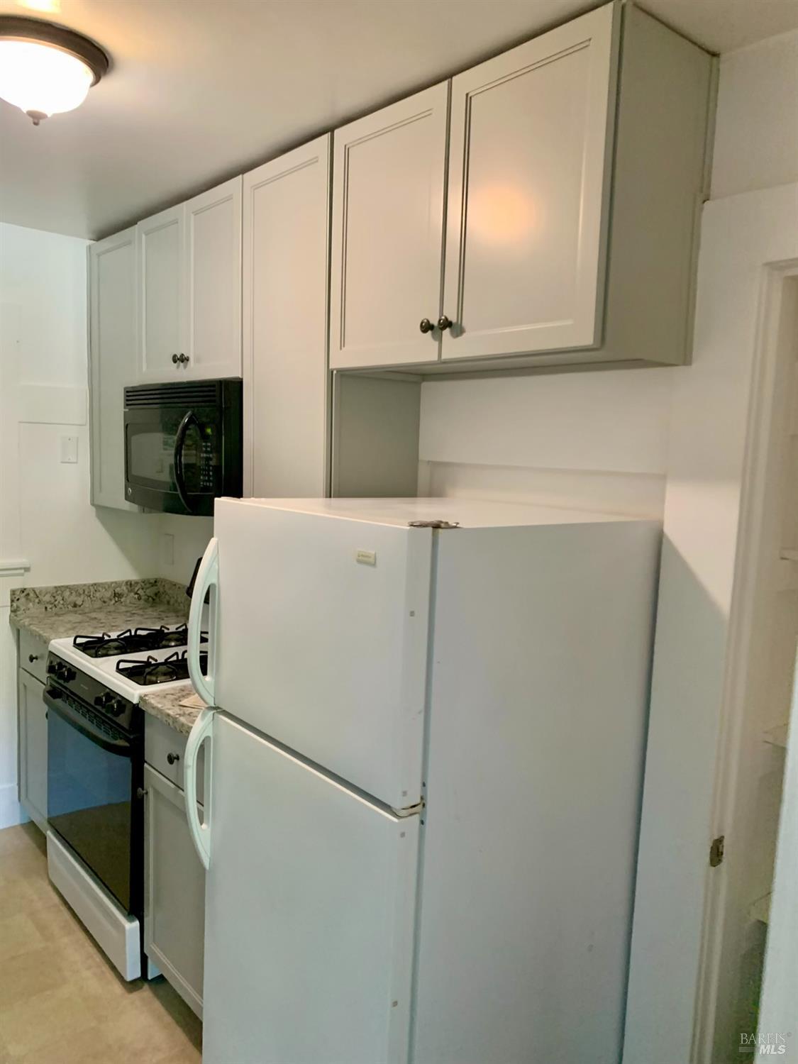 251 West End Avenue San Rafael, CA 94901 - Photo 26 of 35