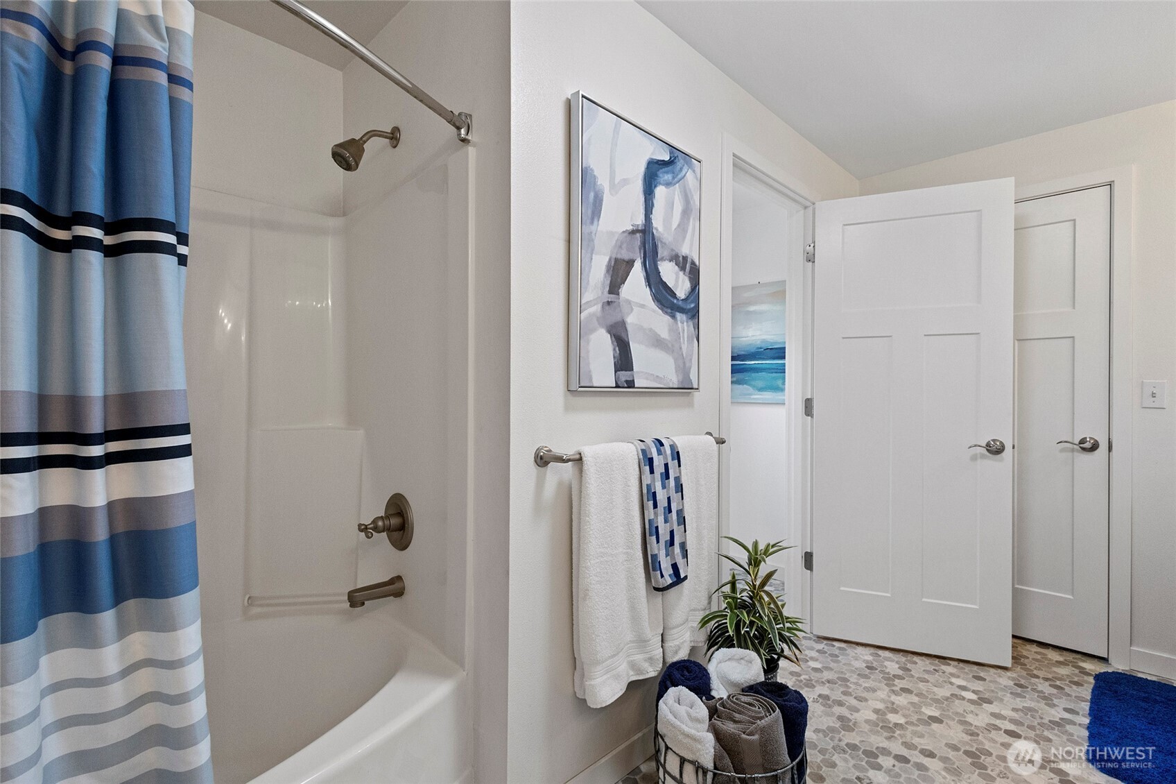 9520 Avon Allen Road Bow, WA 98232 - Photo 28 of 38 Gallery Image 28