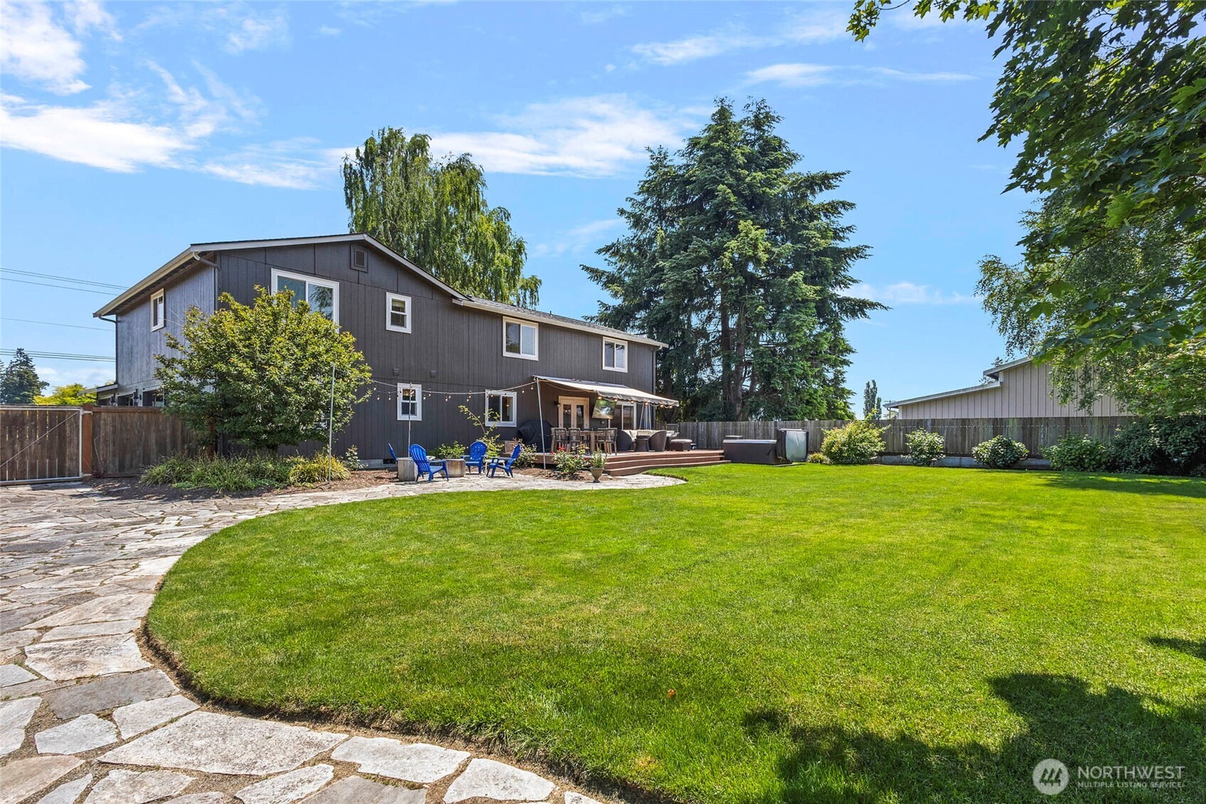 9520 Avon Allen Road Bow, WA 98232 - Photo 6 of 38 Gallery Image 6