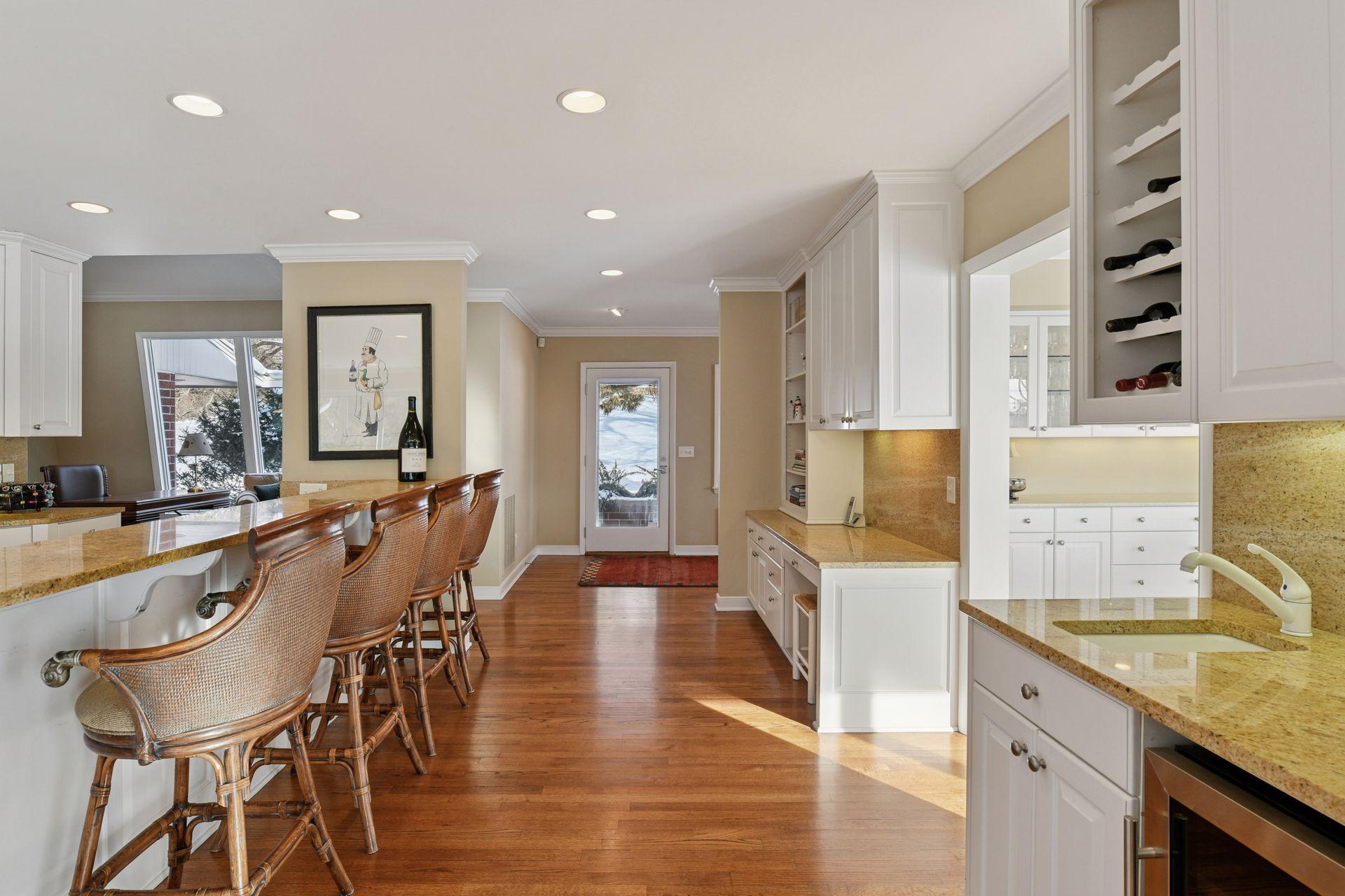 7011 Willow Creek Road Eden Prairie, MN 55344 - Photo 12 of 53