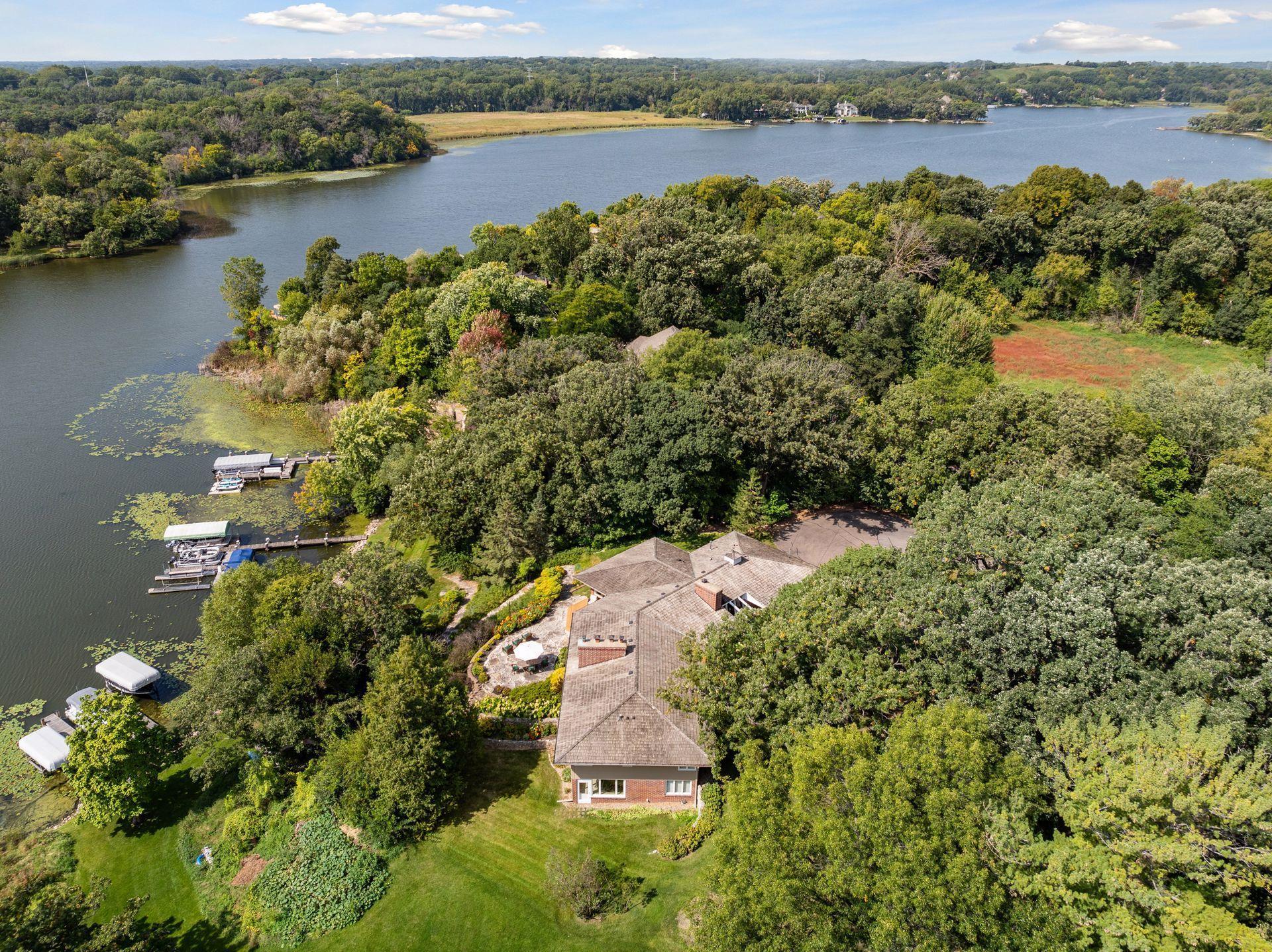 7011 Willow Creek Road Eden Prairie, MN 55344 - Photo 39 of 53