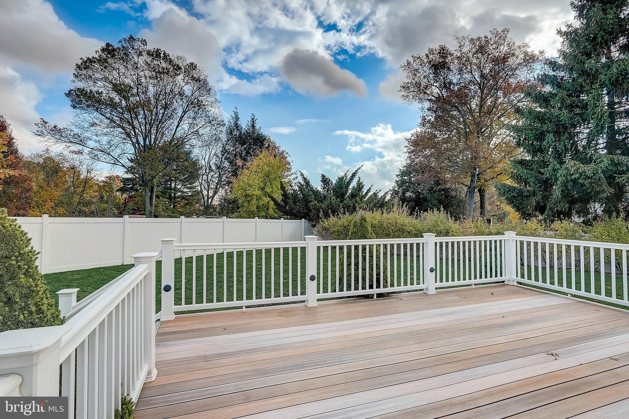 19 Metekunk Drive Ewing, NJ 08638 - Photo 33 of 39