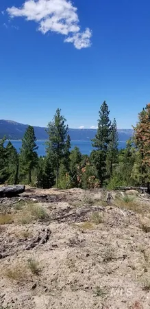 $20,450,000 | 0 Lakeshore Drive, Cascade, ID 83611