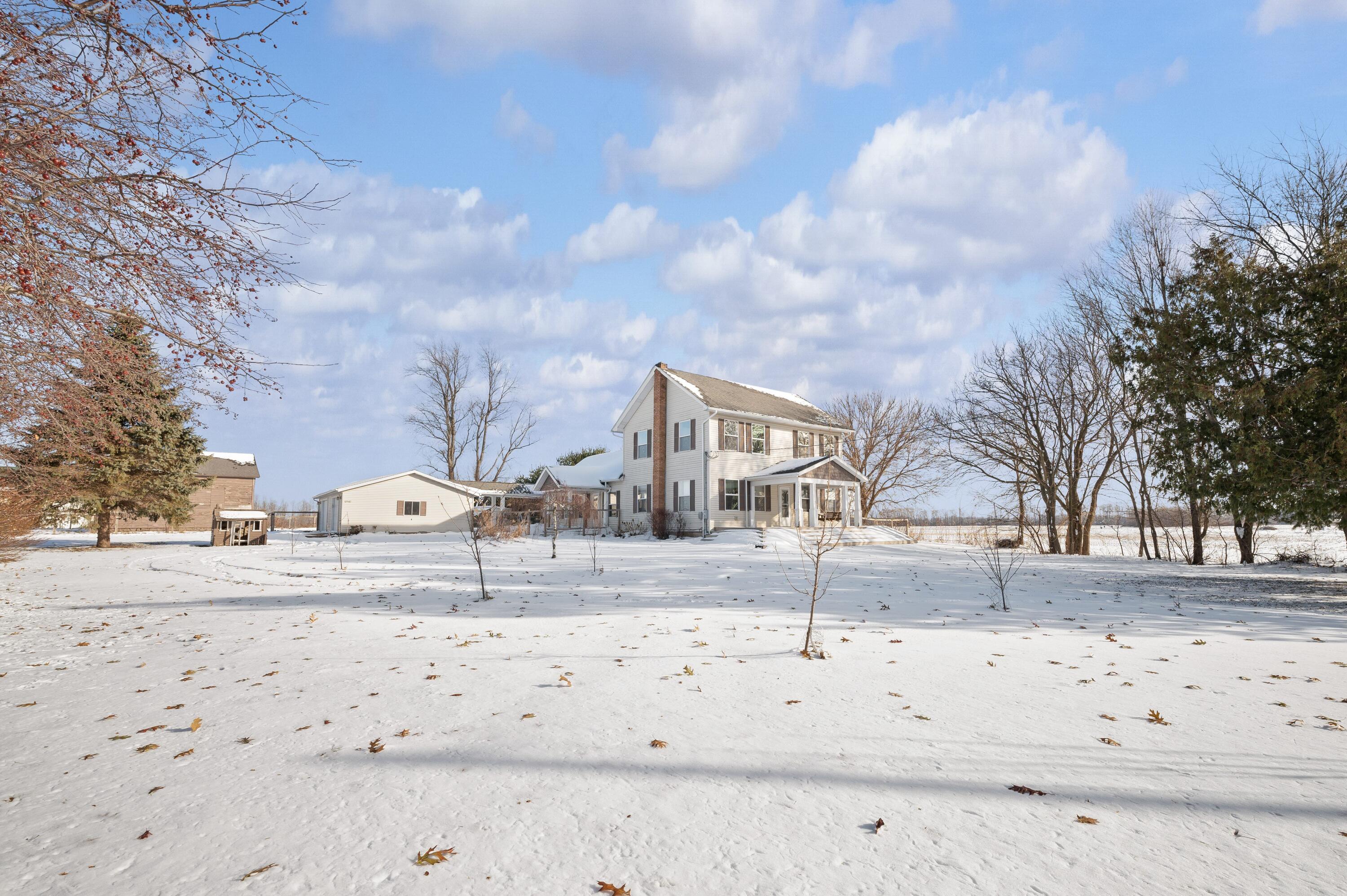 6947 Pokagon Road Berrien Center, MI 49102 - Photo 4 of 48 44DSC_6714