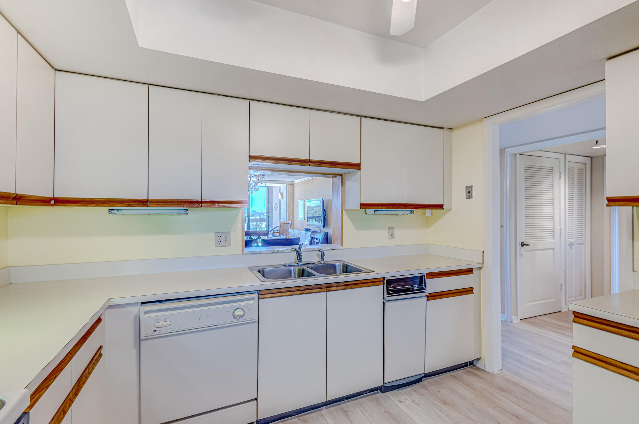 356 Golfview Road, Unit 608 North Palm Beach, FL 33408 - Photo 15 of 71 18_5d1a0774 - Copy