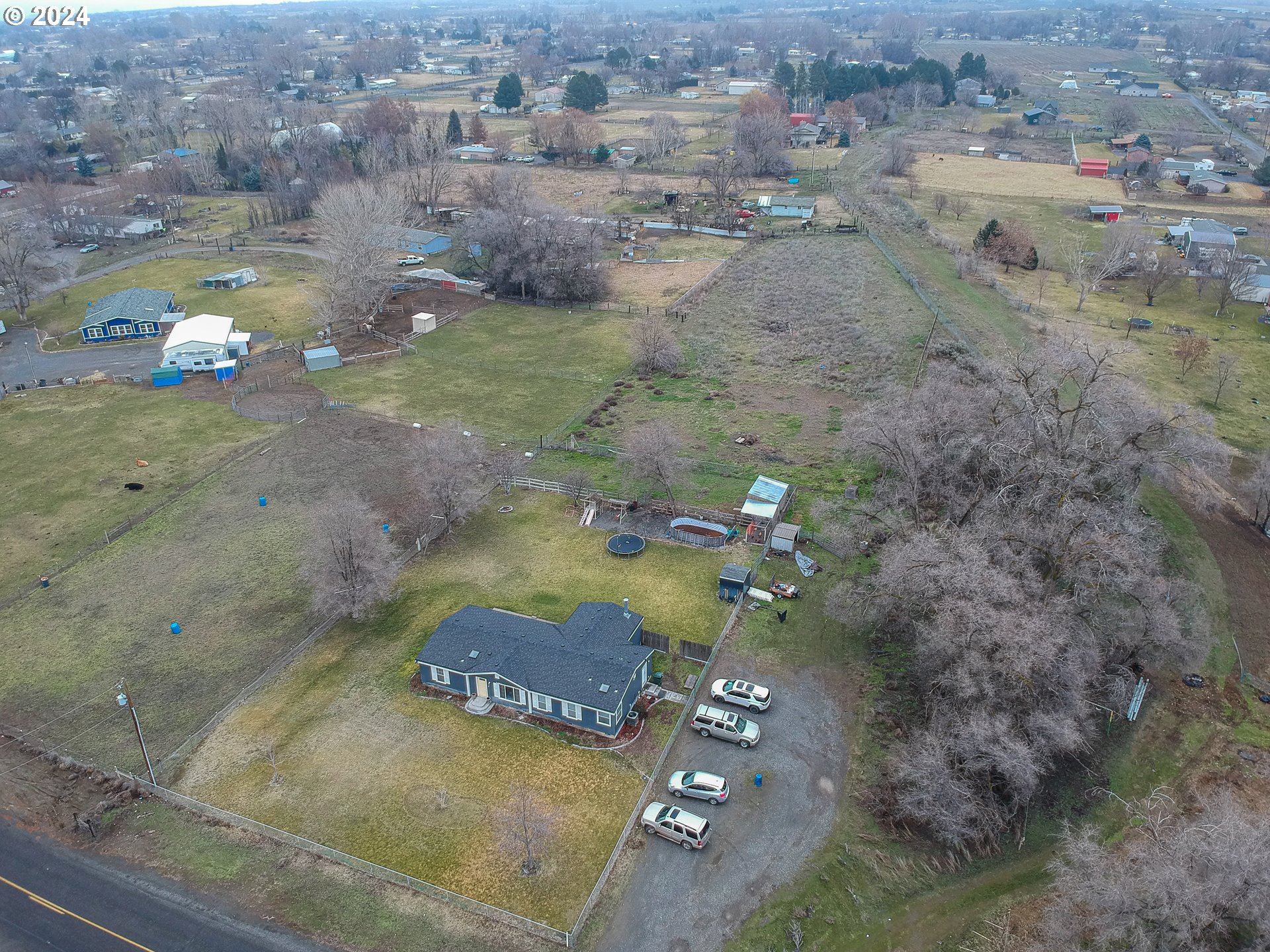 80265 Canal Road Hermiston, OR 97838 - Photo 25 of 26 an aerial view of residential house with outdoor space