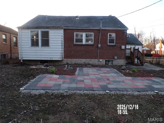 $94,000 | 308 Henquin Drive, Ferguson, MO 63135