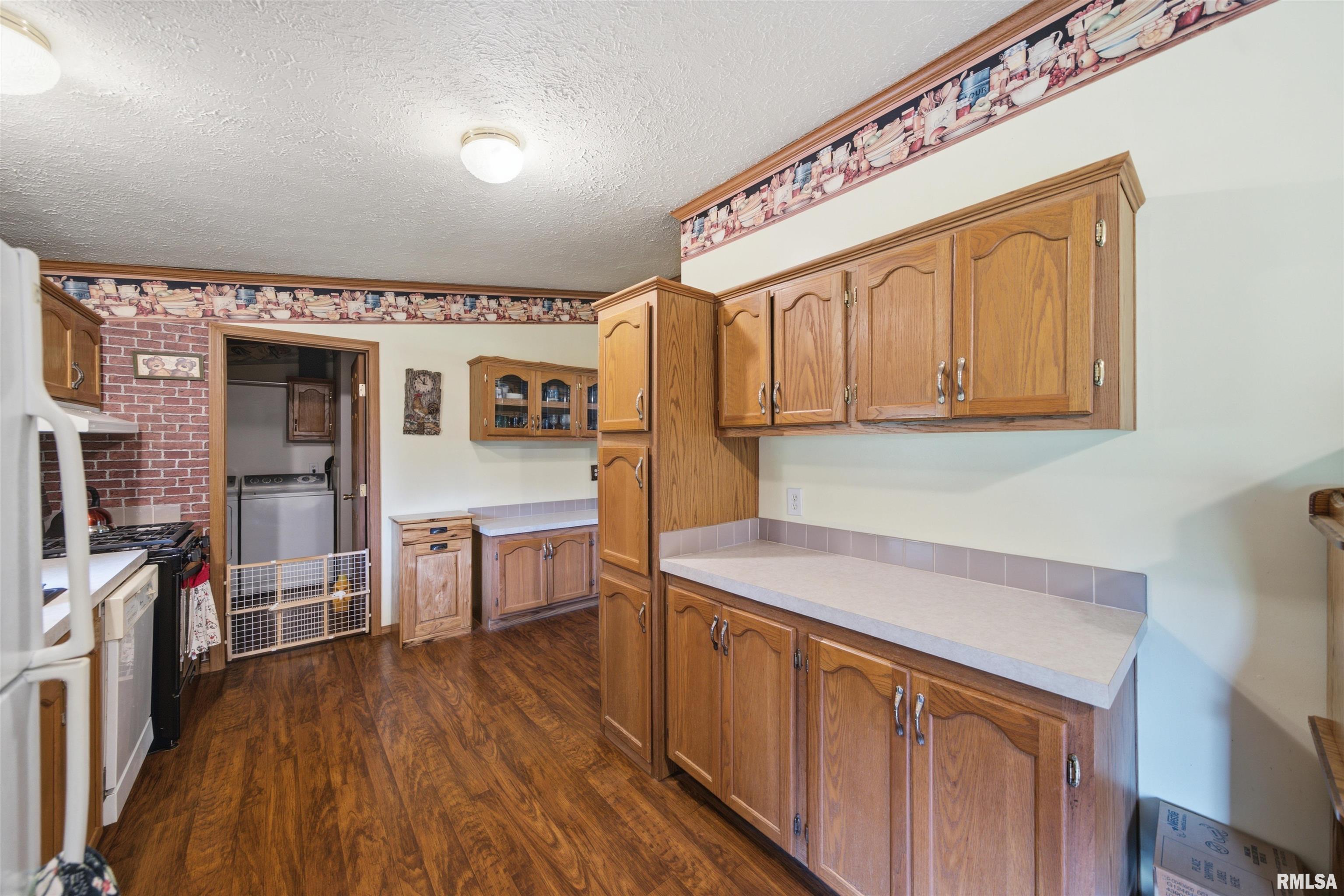 12806 North Whittaker Road Brimfield, IL 61517 - Photo 12 of 61