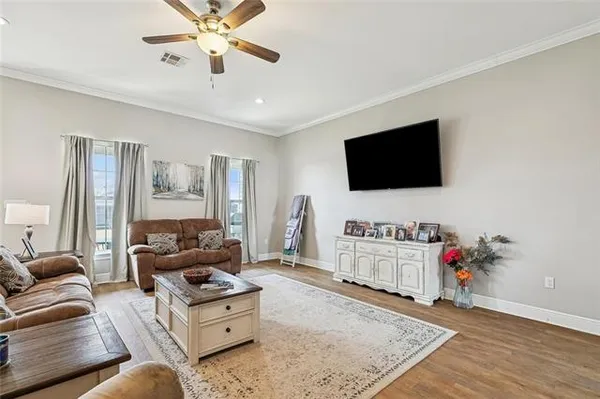 $299,900 | 19440 Deerfield Loop, Loranger, LA 70446