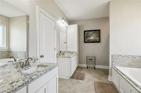 $299,900 | 19440 Deerfield Loop, Loranger, LA 70446