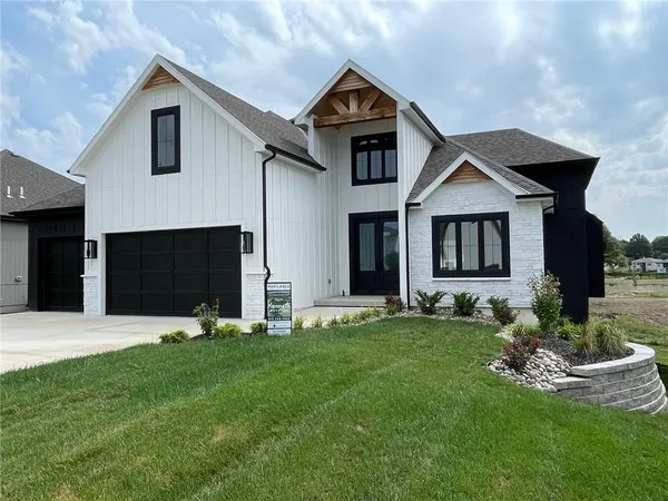 $895,000 | 4709 Sienna Ridge, Riverside, MO 64150