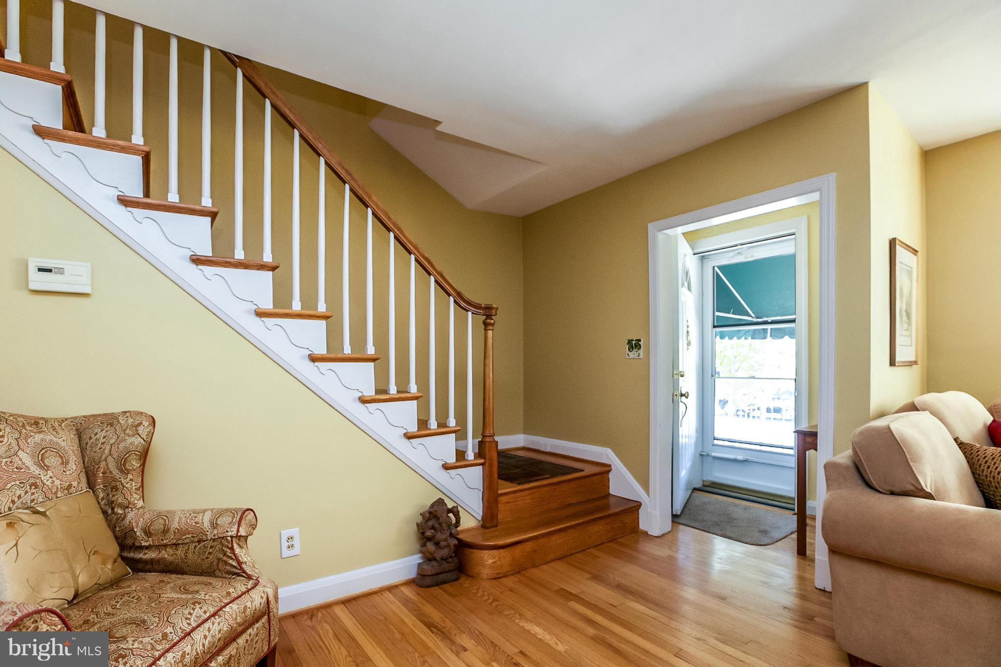 200 Gaywood Road Baltimore, MD 21212 - Photo 5 of 30 Living Room
