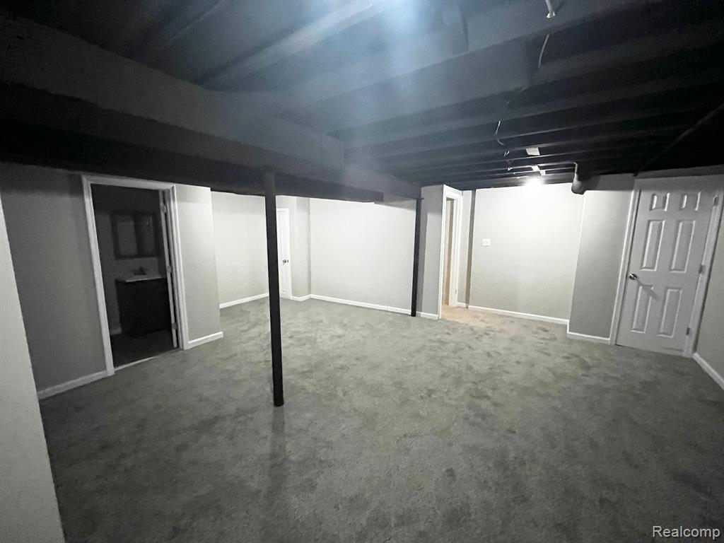 8183 Helen Street Center Line, MI 48015 - Photo 21 of 26 Gallery Image 21