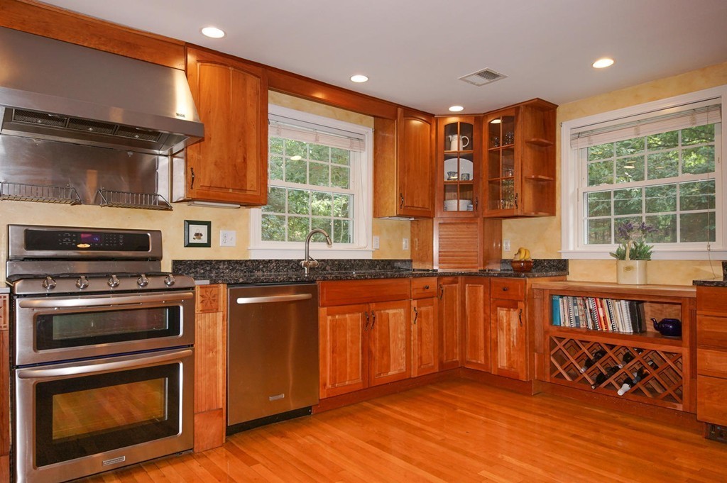 25 Cedar Hill Road Dover, MA 02030 - Photo 6 of 26