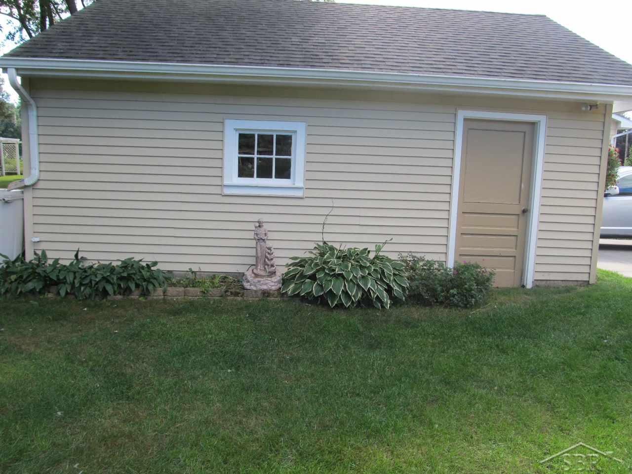 1935 Hatch Road Bay City, MI 48708 - Photo 24 of 24 50022303-23.JPG