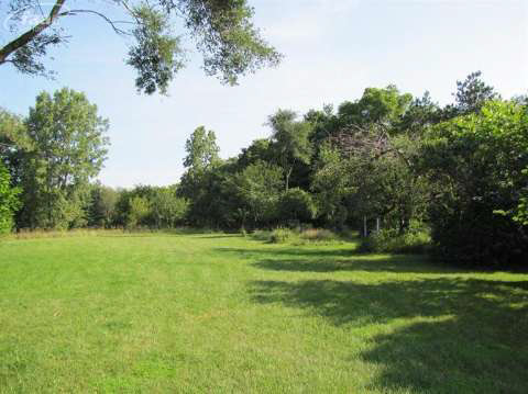 1352 Petts Road Fenton, MI 48430 - Photo 28 of 36 20420117-27.JPG
