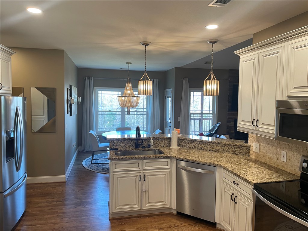 6355 Valley Farm Road Seneca, SC 29678 - Photo 7 of 26 Gallery Image 7
