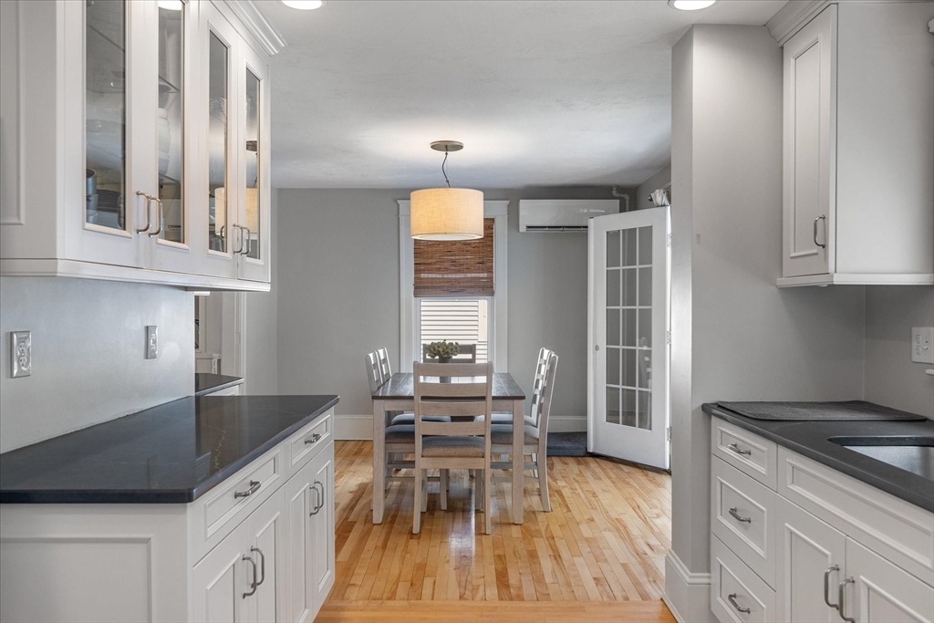 19 Barnard Road Worcester, MA 01605 - Photo 3 of 34