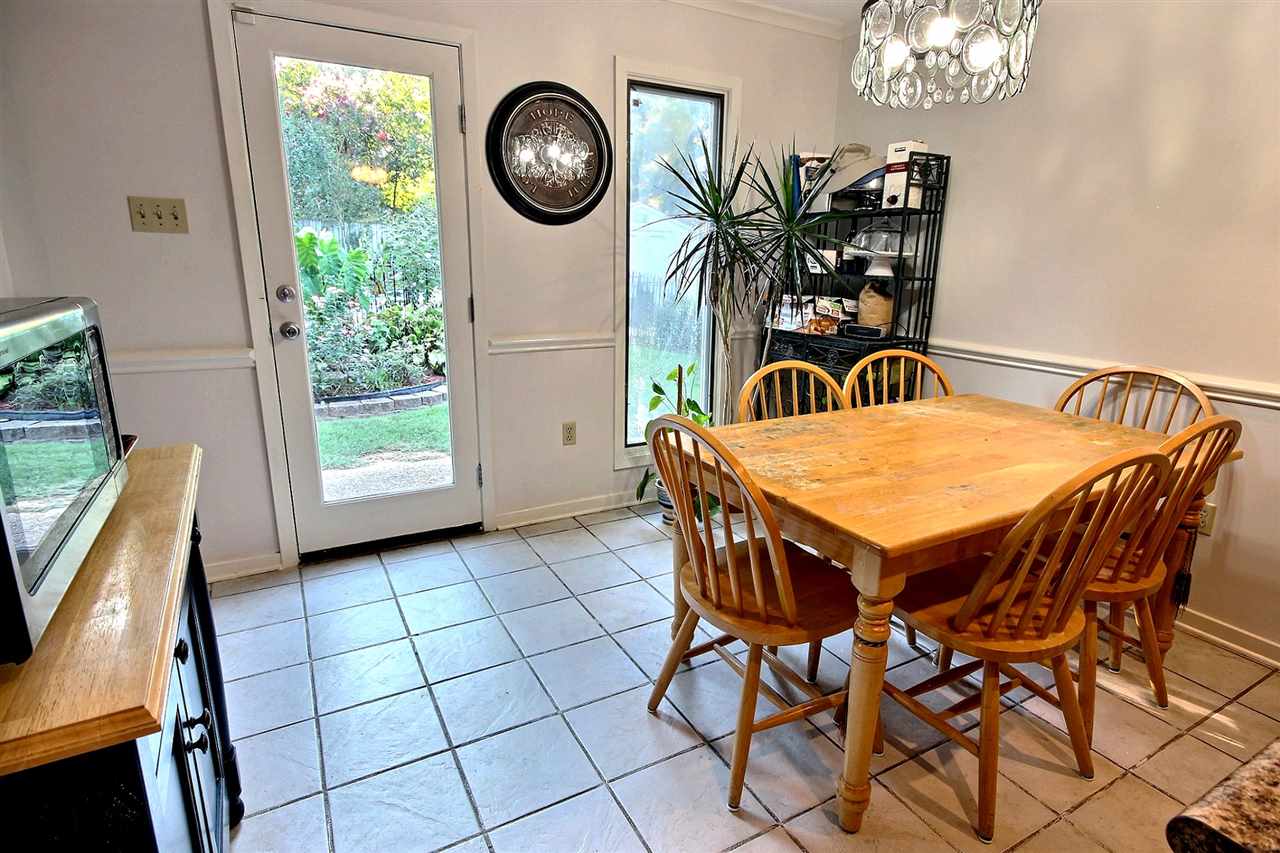 2077 Newfields Road Germantown, TN 38139 - Photo 9 of 21 Gallery Image 9