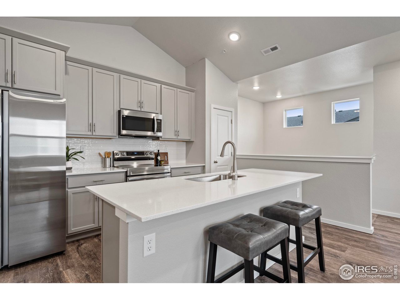 2110 Setting Sun Drive, Unit 1 Windsor, CO 80550 - Photo 3 of 36