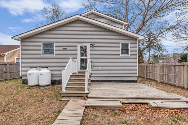 $424,498 | 498 A William Floyd Parkway, Shirley, NY 11967