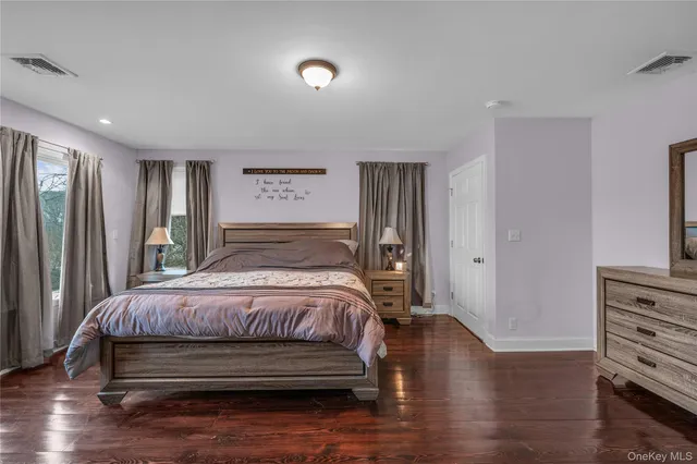 $424,498 | 498 A William Floyd Parkway, Shirley, NY 11967