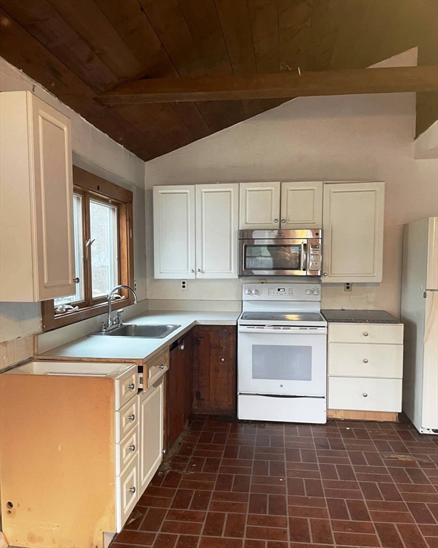 127 King Street Hanover, MA 02339 - Photo 24 of 33