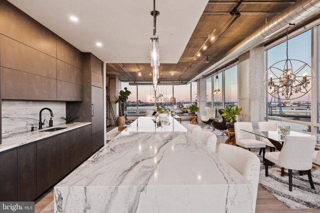 $1,010,000 | 1200 Steuart Street, Unit 918, Baltimore, MD 21230