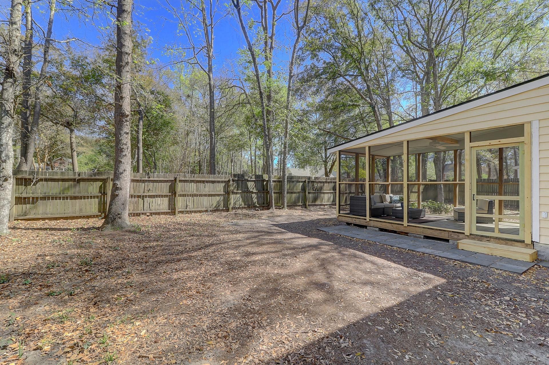 1416 School House Road Mount Pleasant, SC 29464 - Photo 24 of 28 Backyard