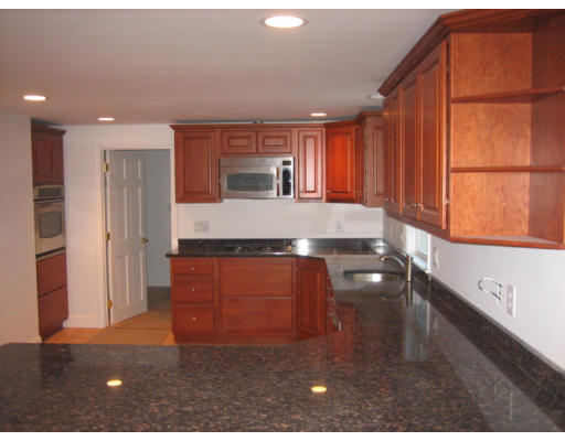 59 Longfellow Road Newton, MA 02462 - Photo 3 of 11