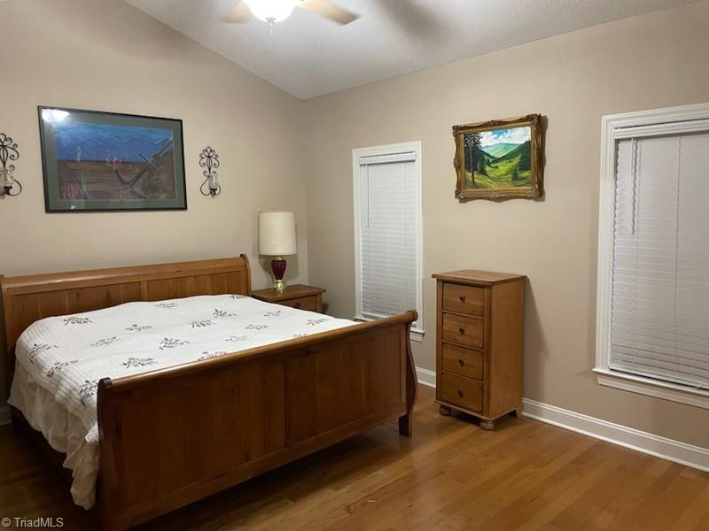 204 Rudder Lane Sneads Ferry, NC 28460 - Photo 12 of 39 Master Bedroom
