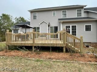 204 Rudder Lane Sneads Ferry, NC 28460 - Photo 4 of 44 Back Deck
