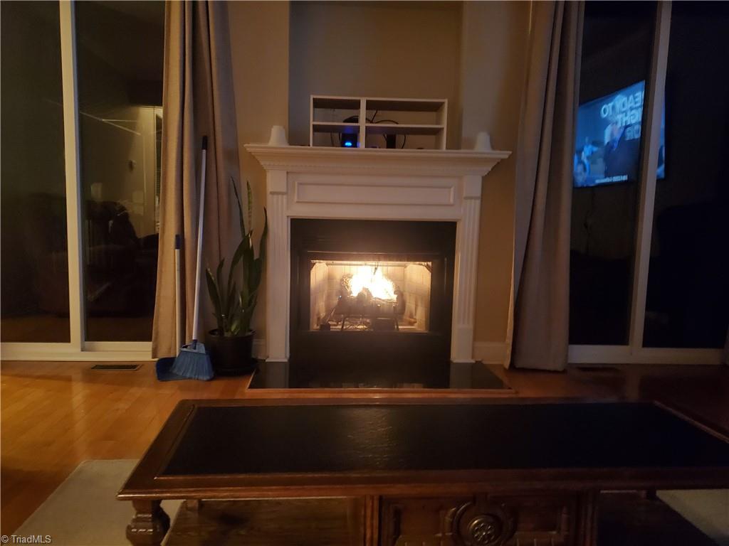 204 Rudder Lane Sneads Ferry, NC 28460 - Photo 8 of 44 Fireplace