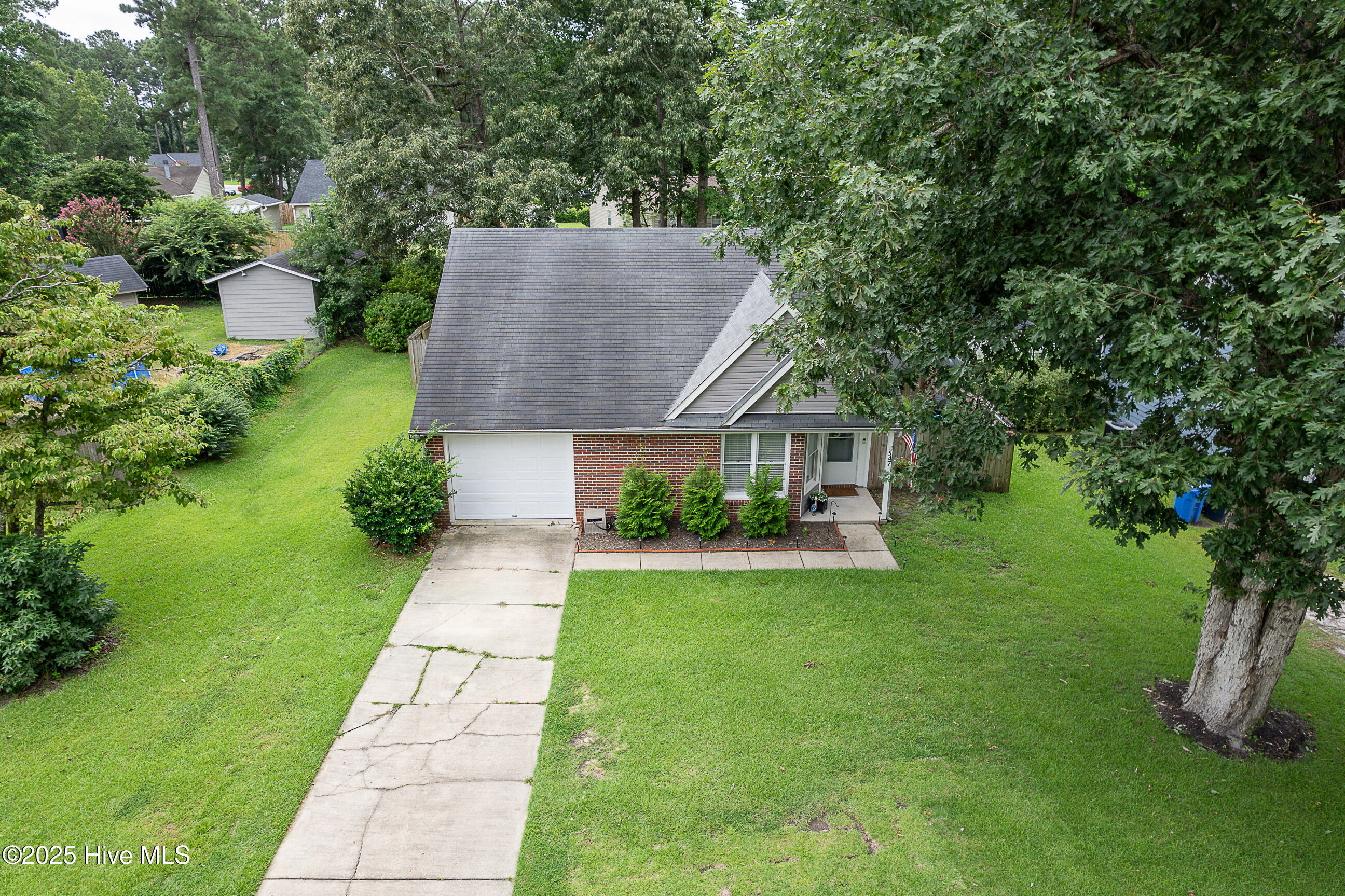 547 Shadowridge Road Jacksonville, NC 28546 - Photo 27 of 27 55