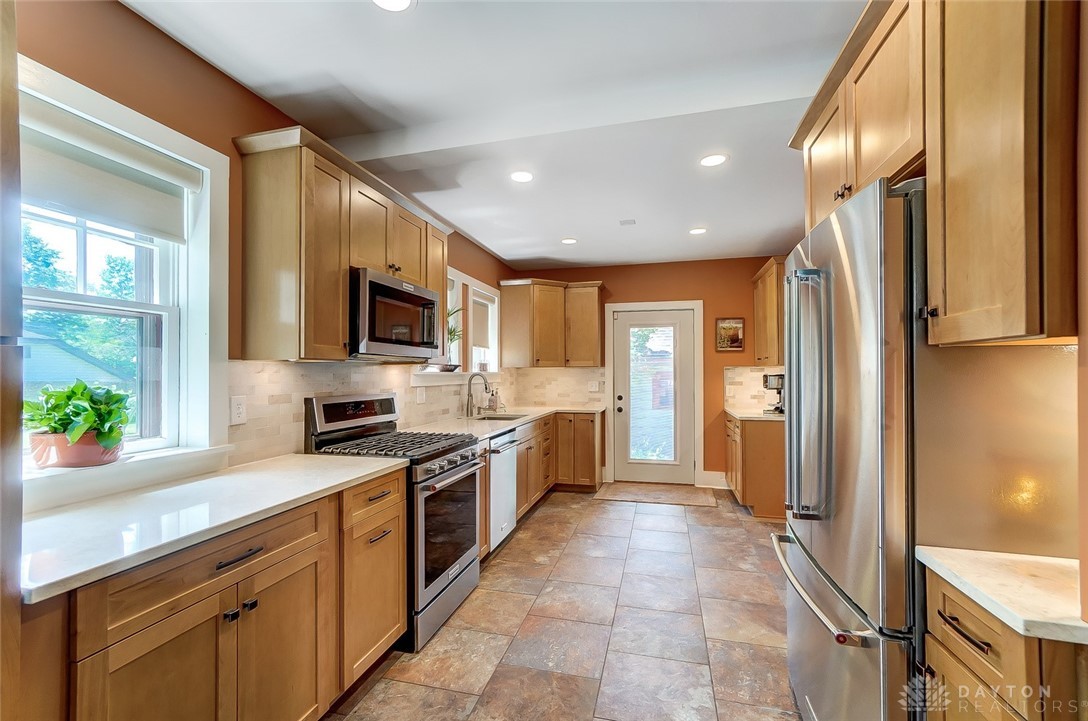 1749 Longview Drive Springfield, OH 45504 - Photo 21 of 53 Gallery Image 21