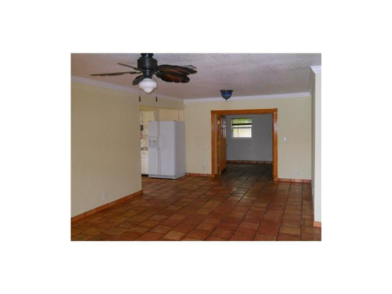 7925 Southwest 5th Street Pompano Beach, FL 33068 - Photo 4 of 9 Exterior Front