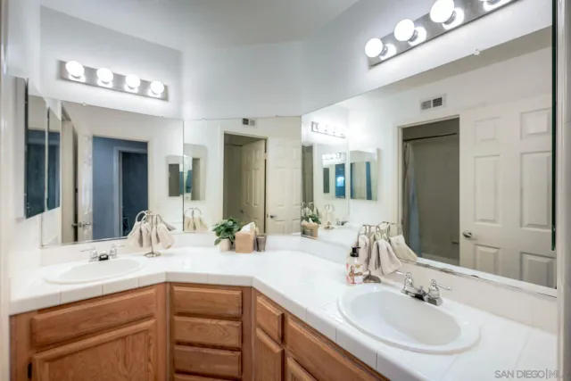 $1,699,000 | 12244 Arucauna Way, San Diego, CA 92129