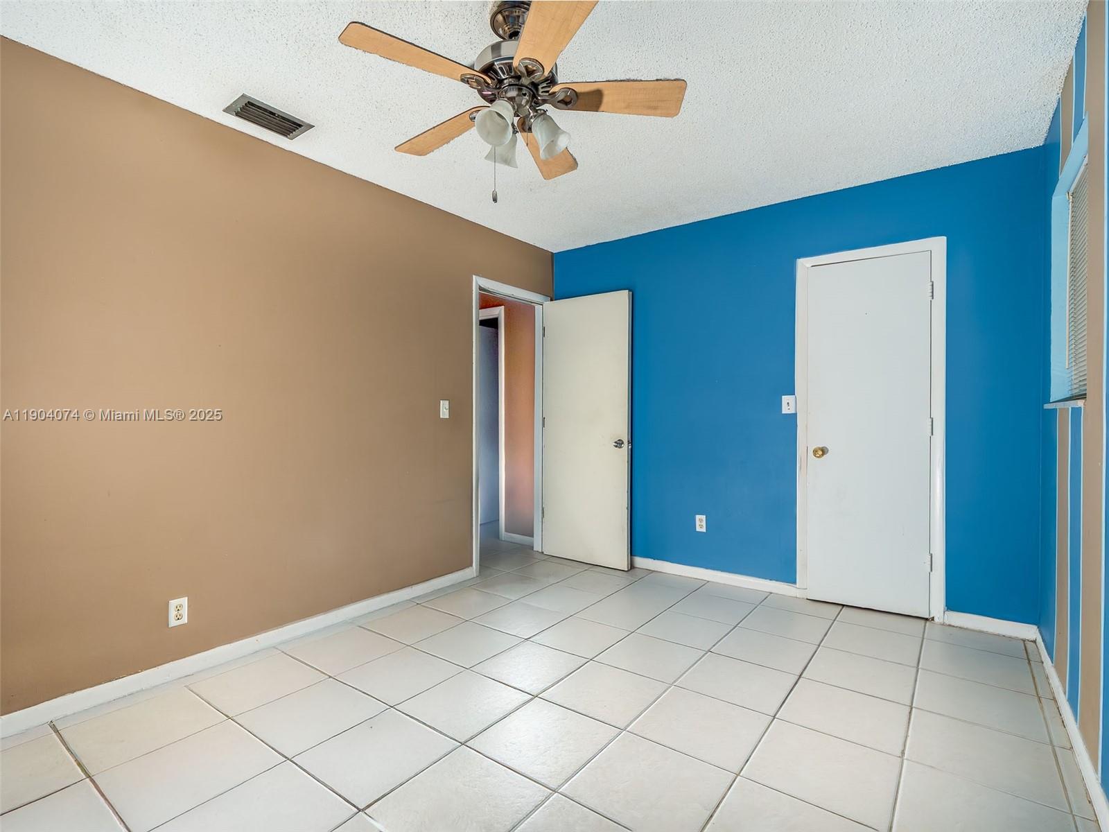6510 Southwest 49th Street Davie, FL 33314 - Photo 23 of 26 a view of an empty room