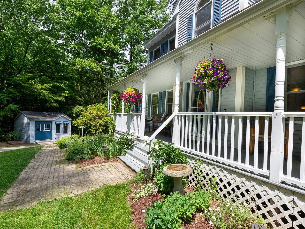 6 Tamarack Road Plaistow, NH 03865 - Photo 8 of 46 Gallery Image 8